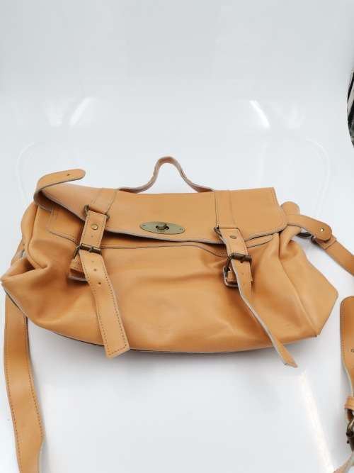 BEAUTIFUL LARGE GENUINE LEATHER BAG!!!