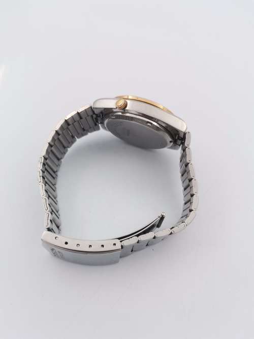 SEIKO 5 AUTOMATIC 21 JEWLS MADE IN JAPAN WORKS!!!