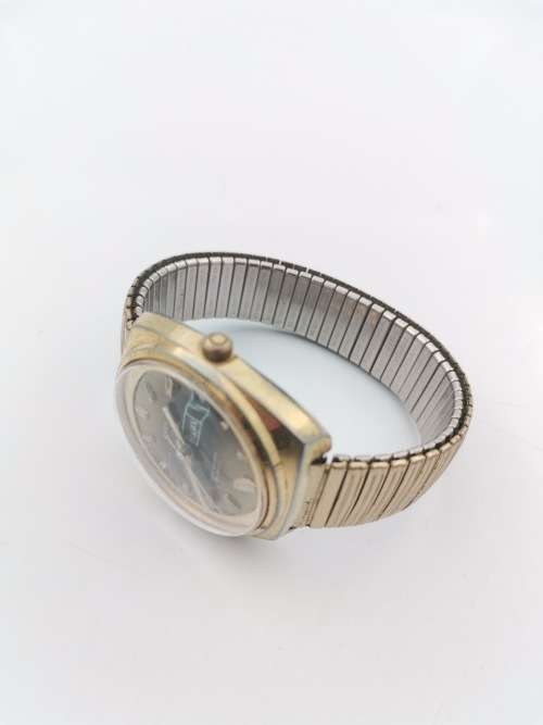 VINTAGE TIMEX AUTOMATIC WATCH WORKING!!!