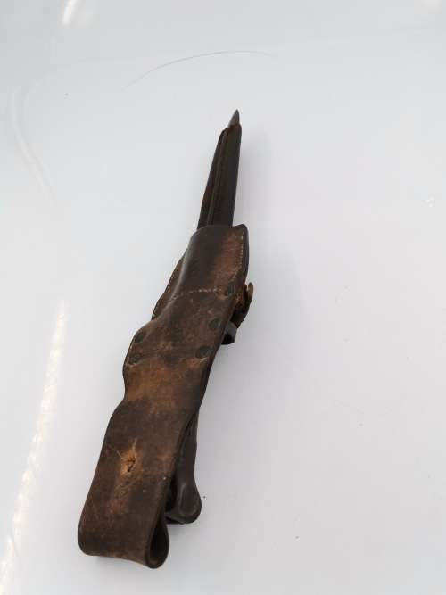 ANTIQUE WW2 BRITISH  BAYONET WITH SCABBARD  42CM TALL WITH MARKINGS!!!