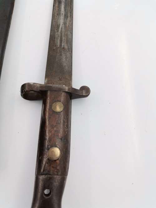 ANTIQUE WW2 BRITISH  BAYONET WITH SCABBARD  42CM TALL WITH MARKINGS!!!