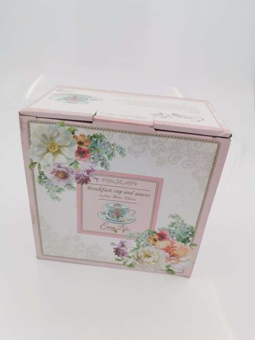 BEAUTIFUL FINE BONE CHINA SET!!!