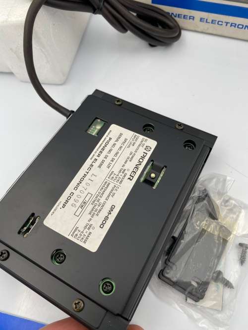 PIONEER GM 600 amplifier not tested looks new inside box !!!!