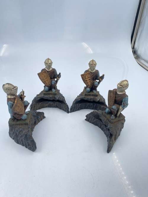 4 KNIGHTS FOR DISPLAY BID FOR ALL !!!!