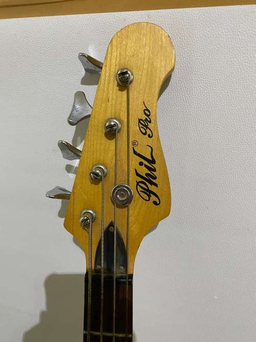 PHIL PRO BASE ELECTRIC GUITAR WORKING !!!!!!