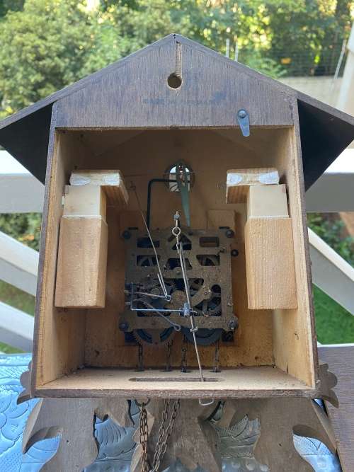 LARGE VINTAGE GERMANY CUCKOO CLOCK NOT TESTED AS SEEN ON PICTURES!!!!