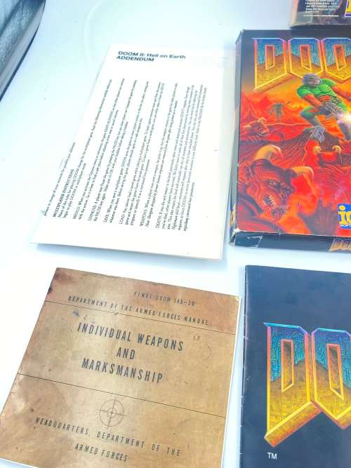 RARE DOOM II 1994 BIG BOX PC COMPLETE WITH FLOPPY DRIVES ASWELL !!!!