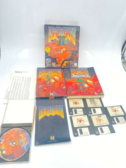 RARE DOOM II 1994 BIG BOX PC COMPLETE WITH FLOPPY DRIVES ASWELL !!!!