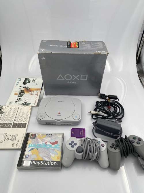 RARE BOXED PS1 WORKING WITH WIPOUT GAME COMPLETE!!!!!