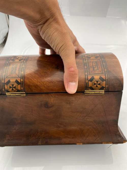 ANTIQUE VICTORIAN TEA CADDY !!!!