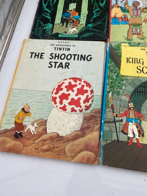 Collection of the adventures of tintin hardcover books spine damaged !!!!