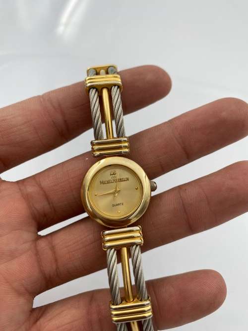MICHEL HERBELIN WATCH NEEDS NEW BATTERIES!!!