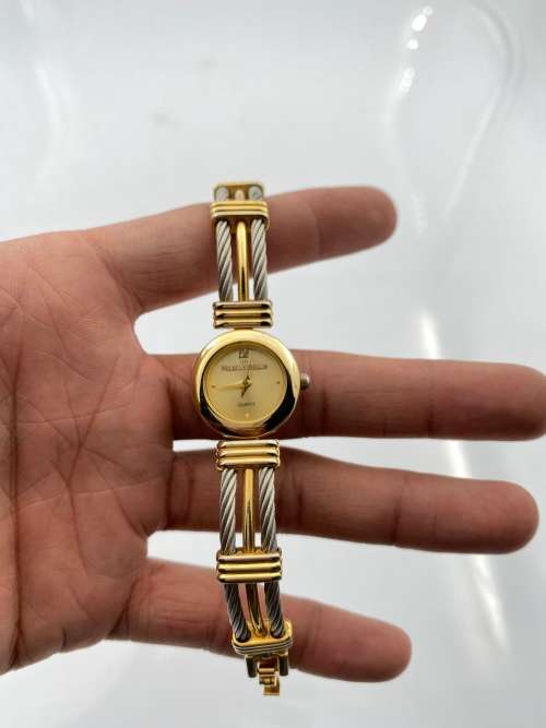 MICHEL HERBELIN WATCH NEEDS NEW BATTERIES!!!