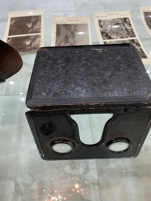 VINTAGE ANTIQUE STEREOSCOPE VIEWER THE PERFECT SCOPE MADE IN THE USA BID FOR THIS MASSIVE COLLECTIO!
