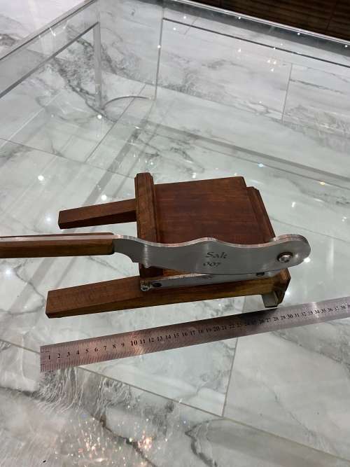 BiLTONG CUTTER !!