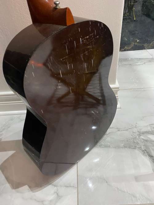YAMAHA G-55A GUITAR HAS SCRATCHES SHOWN ON PICTURES!!!!!