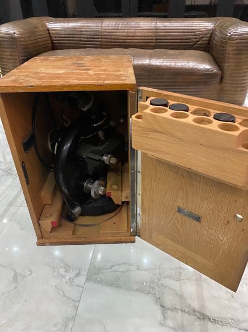 LARGE HEAVY ZEISS WINKEL 261446 MICROSCOPE IN WOODEN CASE !!!!