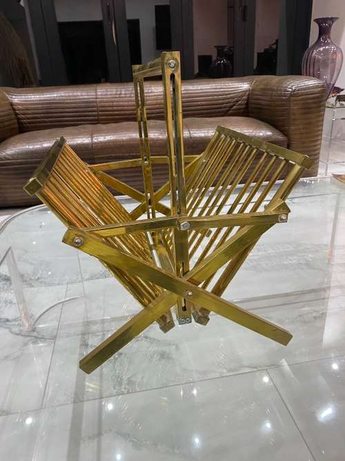 STUNNING BRASS VINTAGE MAGAZINES RACK !!!!