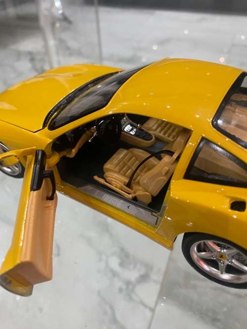 LARGE DIE CAST FERRARI 550 1996 SCALE 1:18 !!!!!