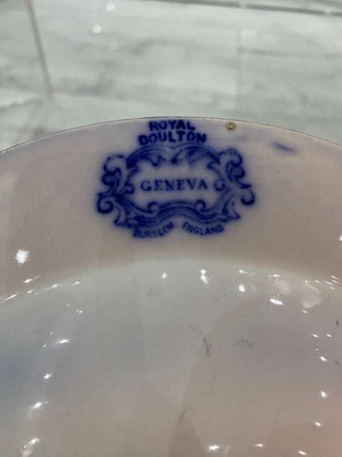 ANTIQUE ROYAL DOULTON GENEVA PLATE 26CM LARGE !!!