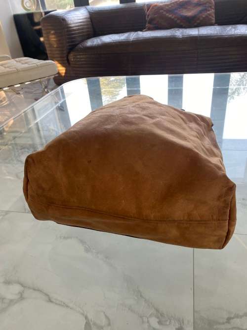 GENUINE LEATHER MAT & MAY BAG !!!!