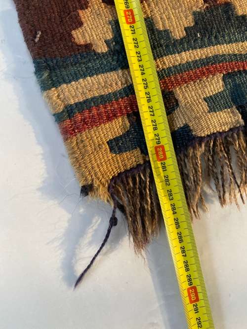 LARGE 2,8meters x 1,4meters Beautiful carpet