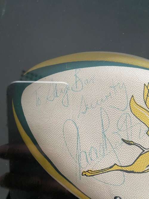SIGNED SPRINGBOK BALL IN CASE !!!