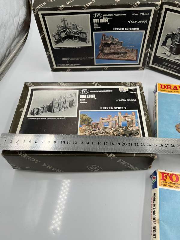 Collection of military diorama kits bid for all !!!