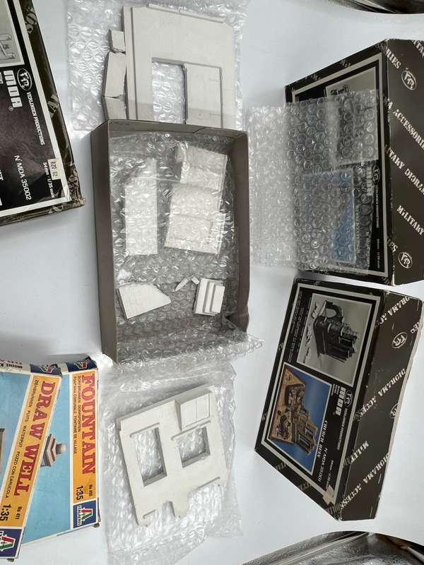 Collection of military diorama kits bid for all !!!