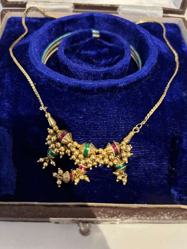 Necklaces set in case !!