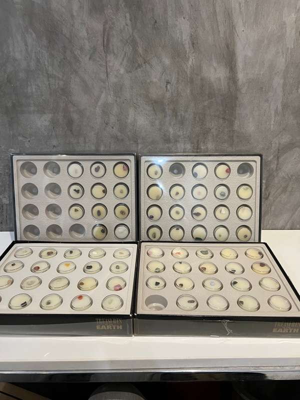 Collection of treasures of the earth bid for all !!!