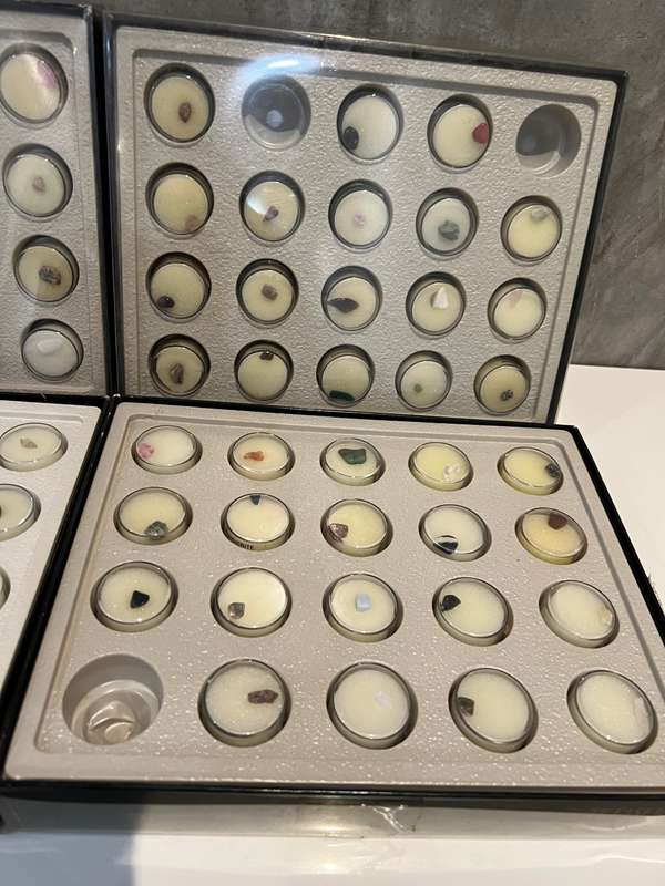 Collection of treasures of the earth bid for all !!!