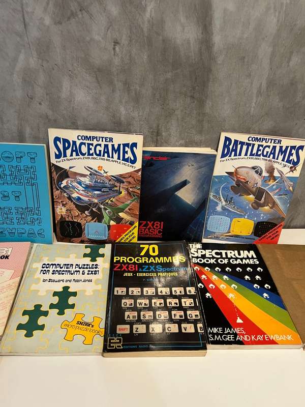 VINTAGE COLLECTION OF SPECTRUM BOOKS !!!