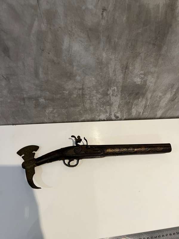 RARE VINTAGE AXE PISTON FOR DISPLAY ONLY WOOD AND METAL !!!
