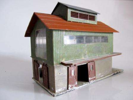 H0/00 Traditional Barn & Workshop
