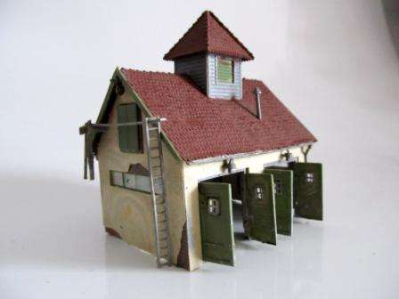 H0/00 Farm Garage