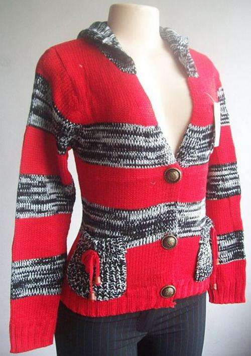 Lovlely Striped Hooded Jersey. Size 34 to 36. Reduced to clear