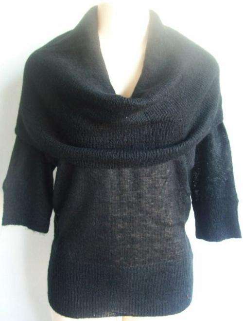 Ladies Knit Top. To Fit Sizes  36 - 38