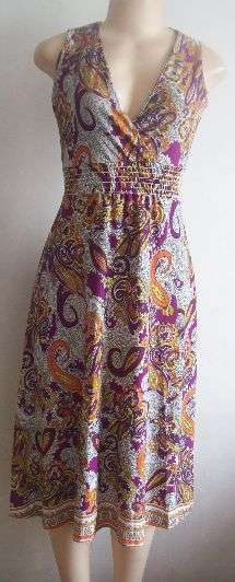 Lovely Trilobal Dress. To fit size  36
