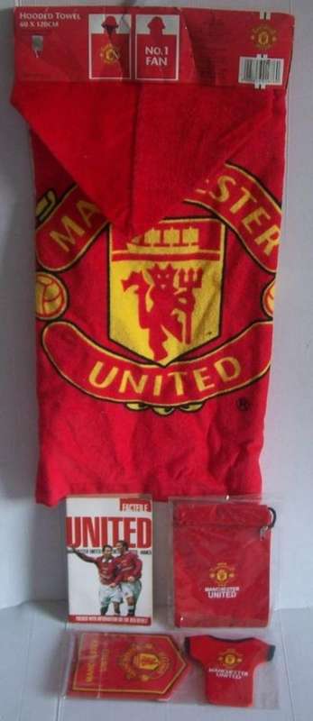 Manchester United Hooded Towel, FactFile Book + other regalia