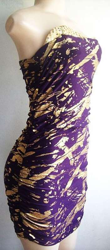 Beautiful Golden Dress. Sizes 32 - 34