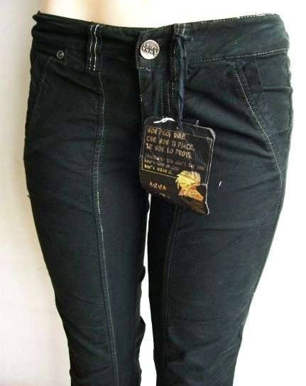 Lovely Designer Pants. Size 32