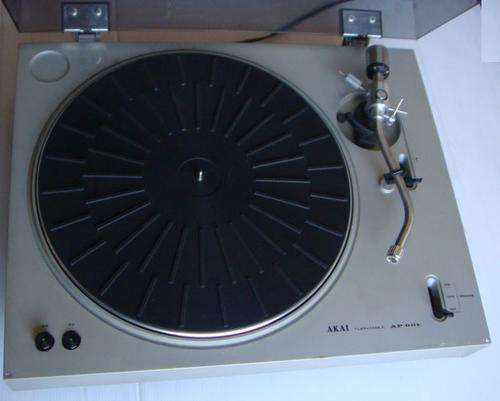 Akai AP-001 Turntable. LP/SP Player