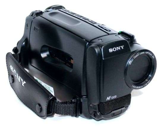 Sony Video8 Handycam . Model CCD-TR440E