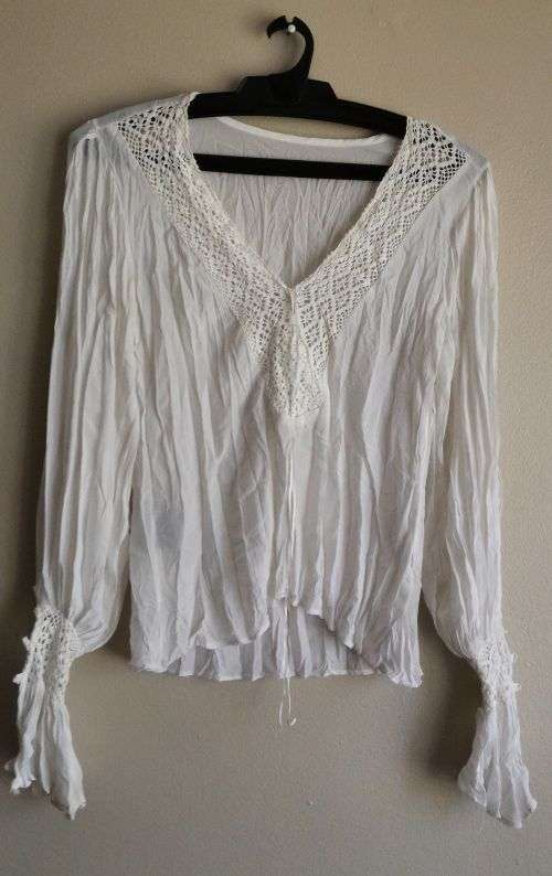 Stylish Ladies Top Size 34/36
