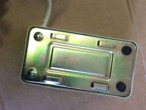 VINTAGE SEWING MACHINE FOOT PEDAL/CONTROLLER TYPE SBD-2007 50/150W