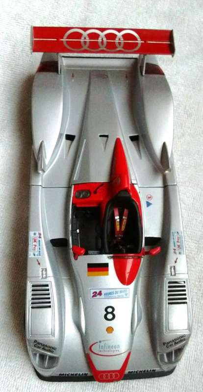 Maisto - Audi R8 Le Mans-Sieger (2000, 1/18 scale diecast model car, Silver) TO CLEAR!!!