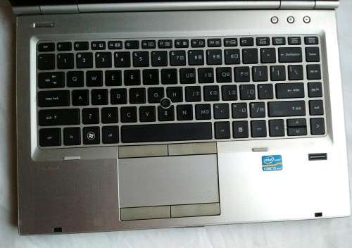 HP EliteBook 8460p - 14" - Core i5 2520M - Windows 7 Pro 64-bit - 8 GB RAM - 300 GB HDD