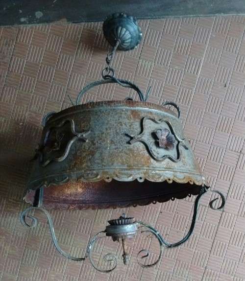 Old vintage style light holder