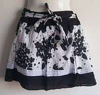 Excellent Quality Lined Cotton Skirt. To fit size 32